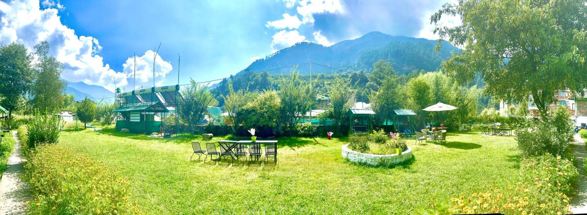 Himalayan Hill Queen Resort, Manali M98160-43400 Exteriör bild